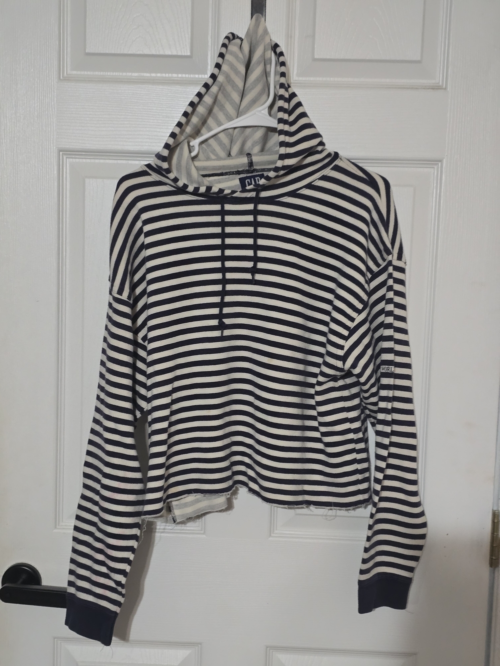 GAP Black and Cream Striped Cropped Hoodie